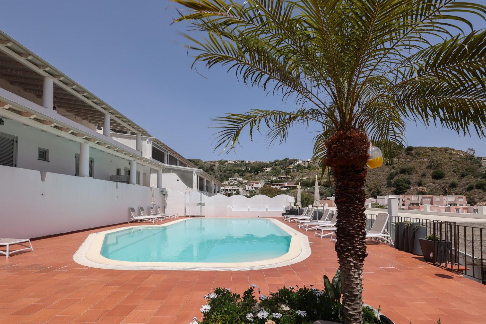 Hotel Villa Cute - Hvc Lipari  Exterior photo