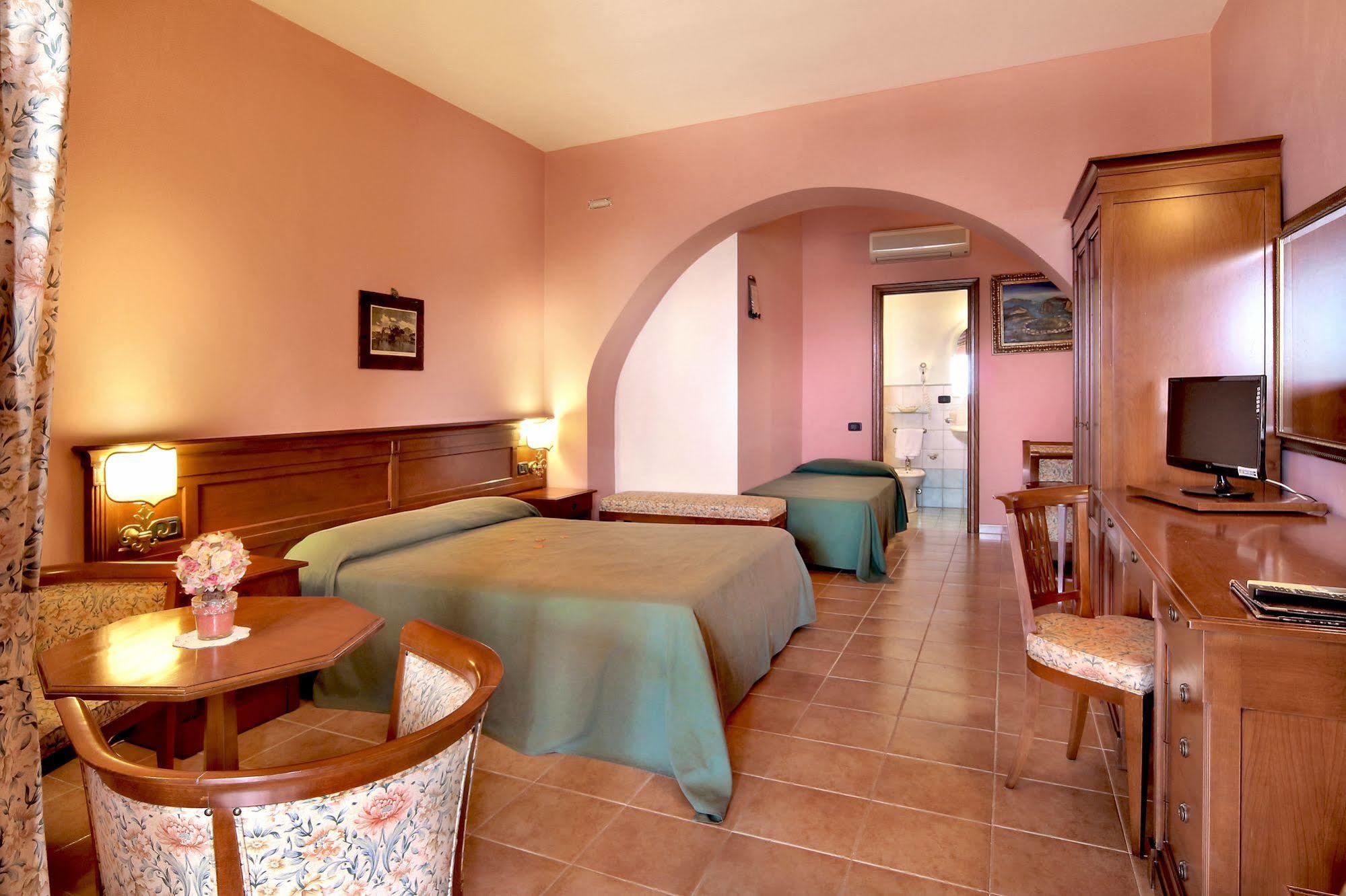 Hotel Villa Cute - Hvc Lipari  Exterior photo